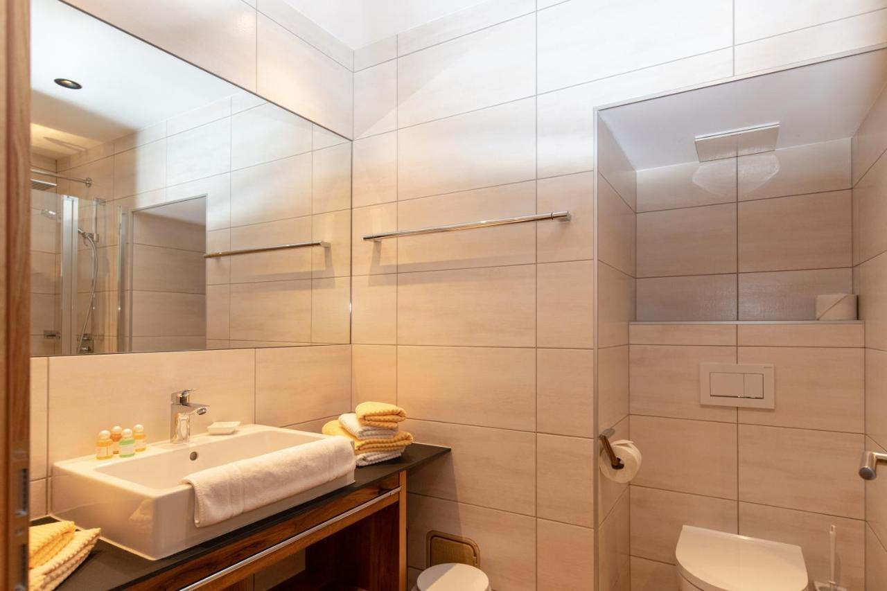 Hotel Neder Ишгль Экстерьер фото